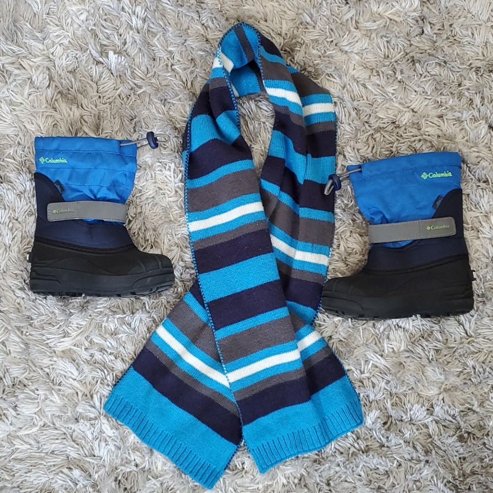 Columbia boots and scarf